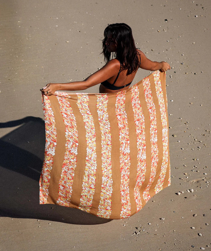 Tag Aloha Co. | summer lei