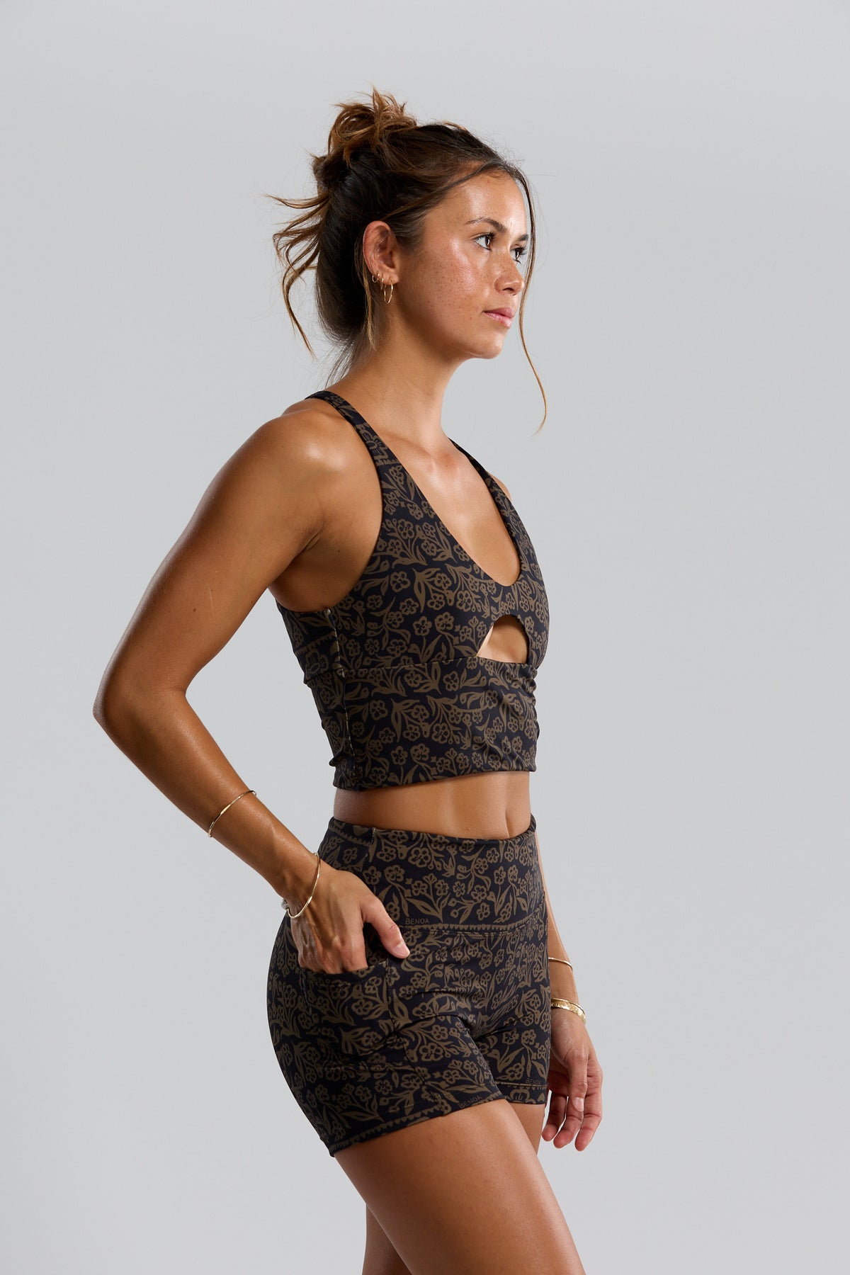 Benoa Swim 2.5 Booty Short Brown Batik