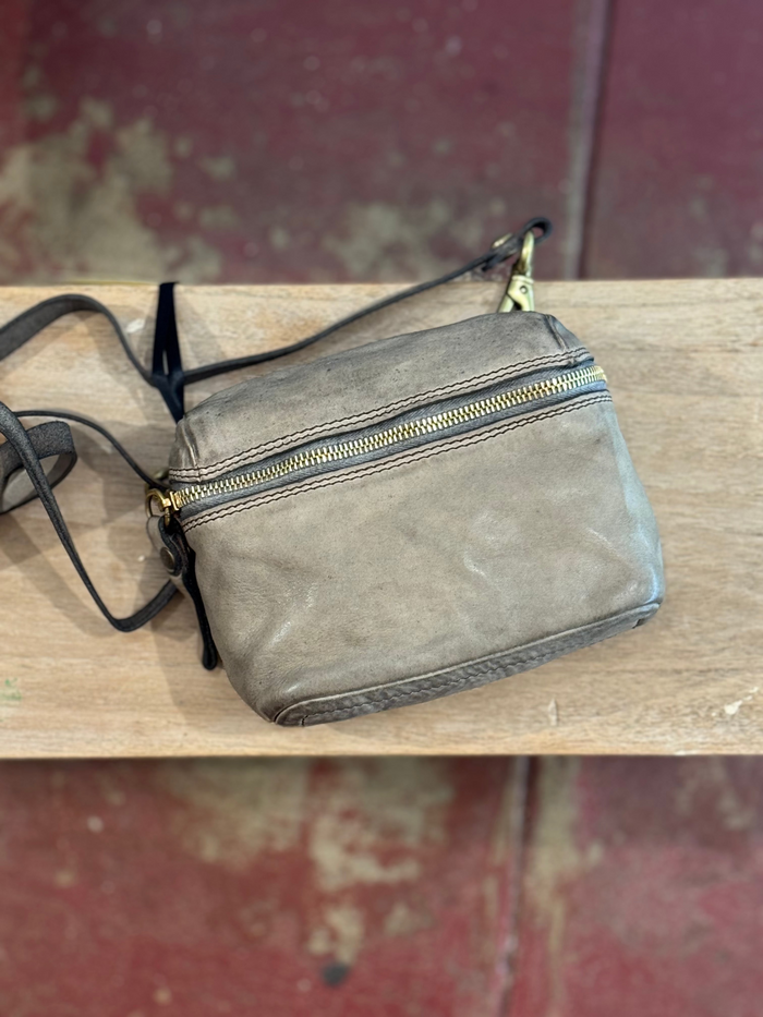 Campomaggi small crossbody / grey